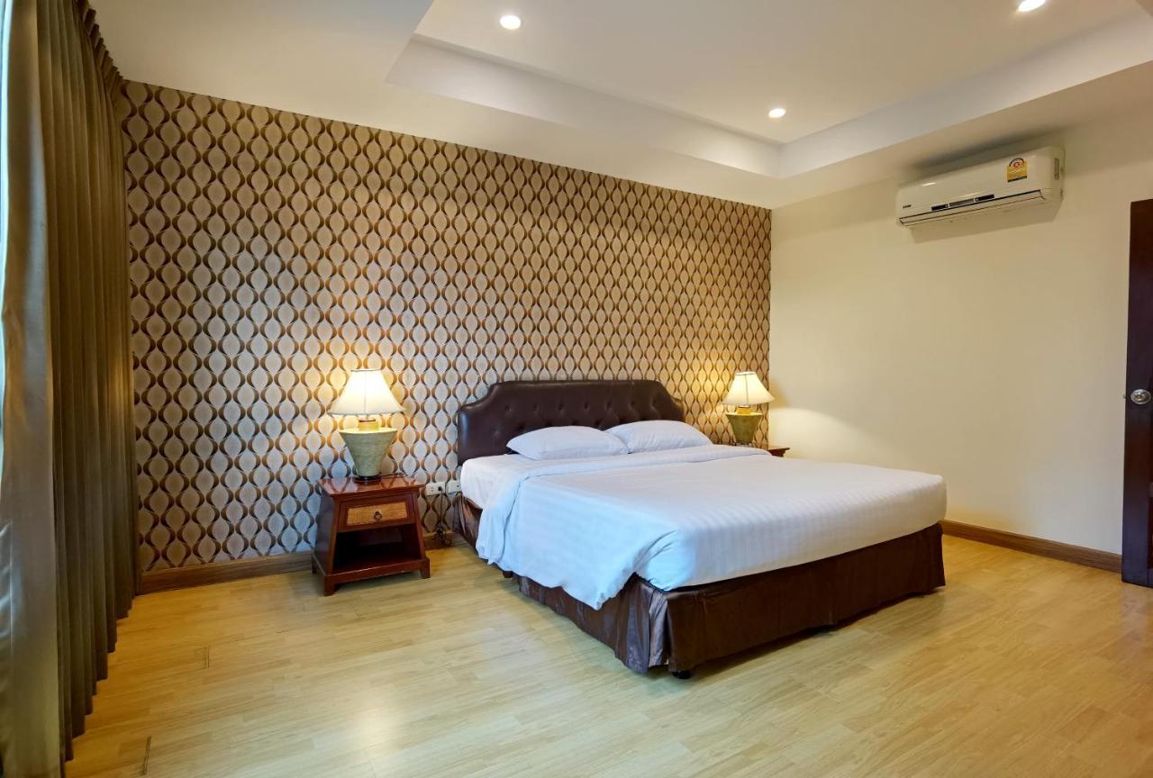 Nova Park Hotel Pattaya Exterior foto