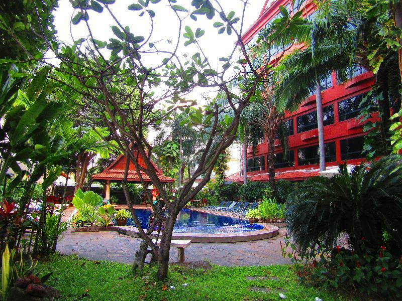 Nova Park Hotel Pattaya Exterior foto
